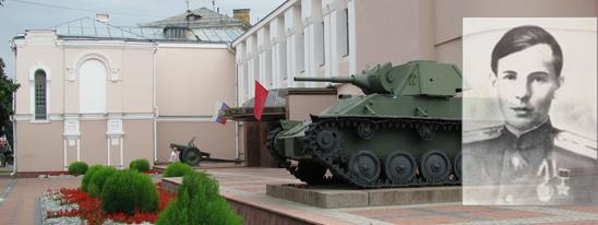 Михаил Антонов