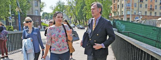 На прогулку — с потомком Чапского