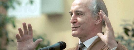 Василий Лановой: о чувствах в суете не говорят