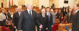 Сильная экономика и честная власть — фундамент независимости страны и процветания нации