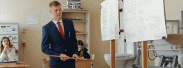 <STRONG>Не вузом единым</STRONG>