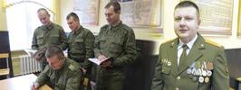 Медаль «За отличие в воинской службе» 
Максим Шутко: Риск – это наша работа